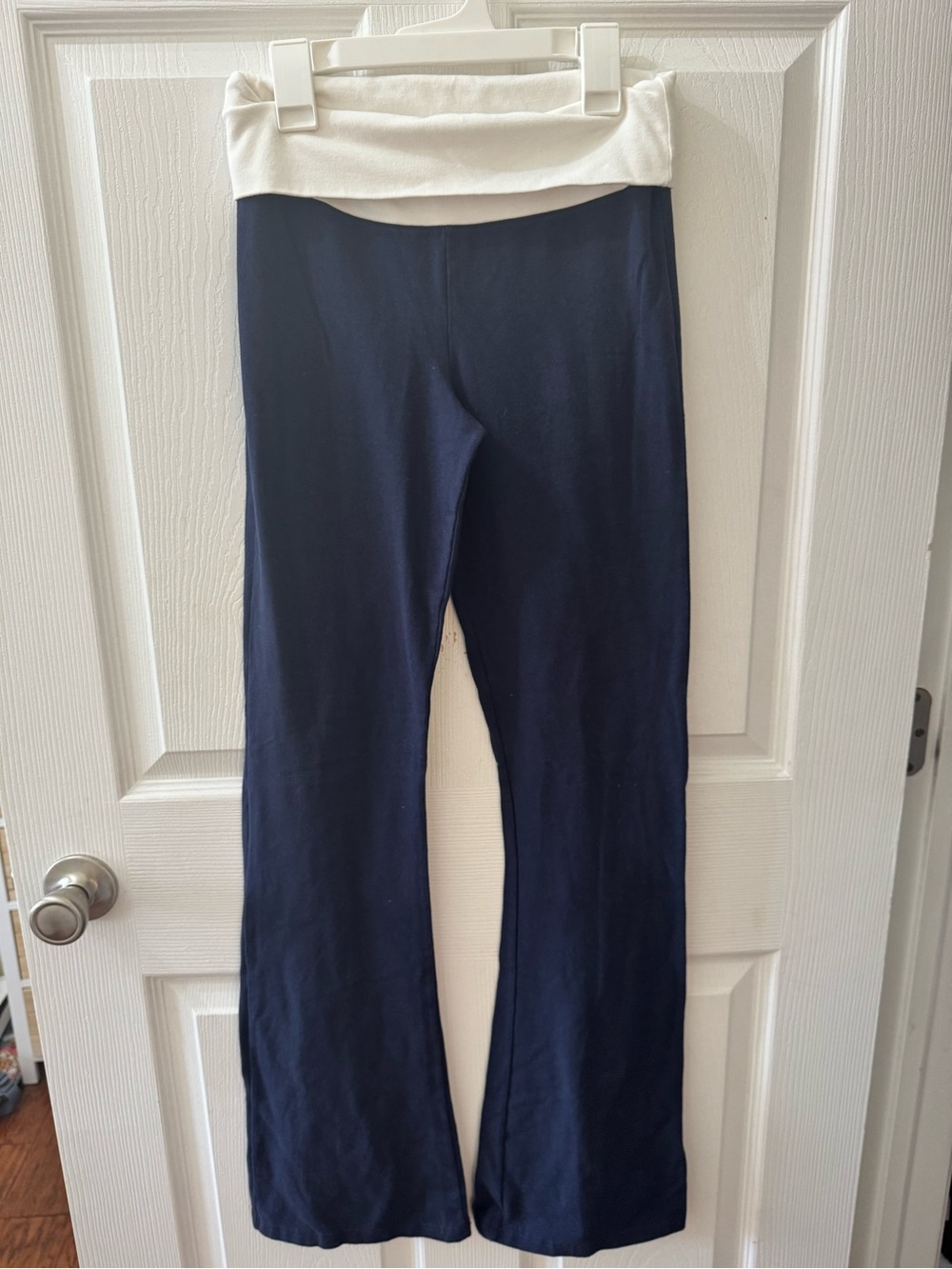 Brandy Melville Women's Navy Fold-Over Waist Yoga Pants